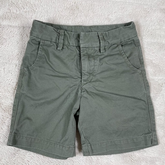 2 Pairs Gap Boys Shorts sz 5 - Picture 3 of 13